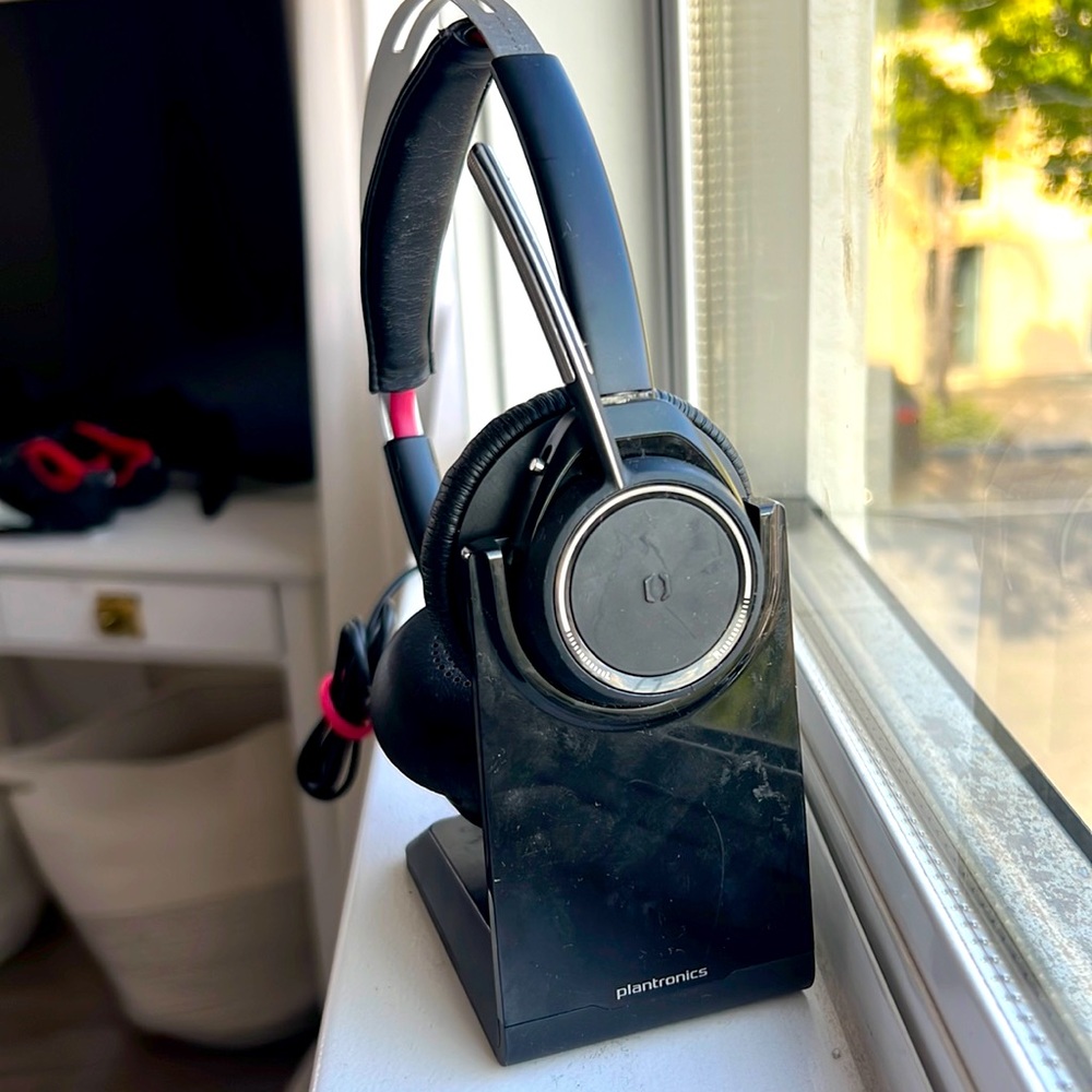 Plantronic Headset wireless, great quality